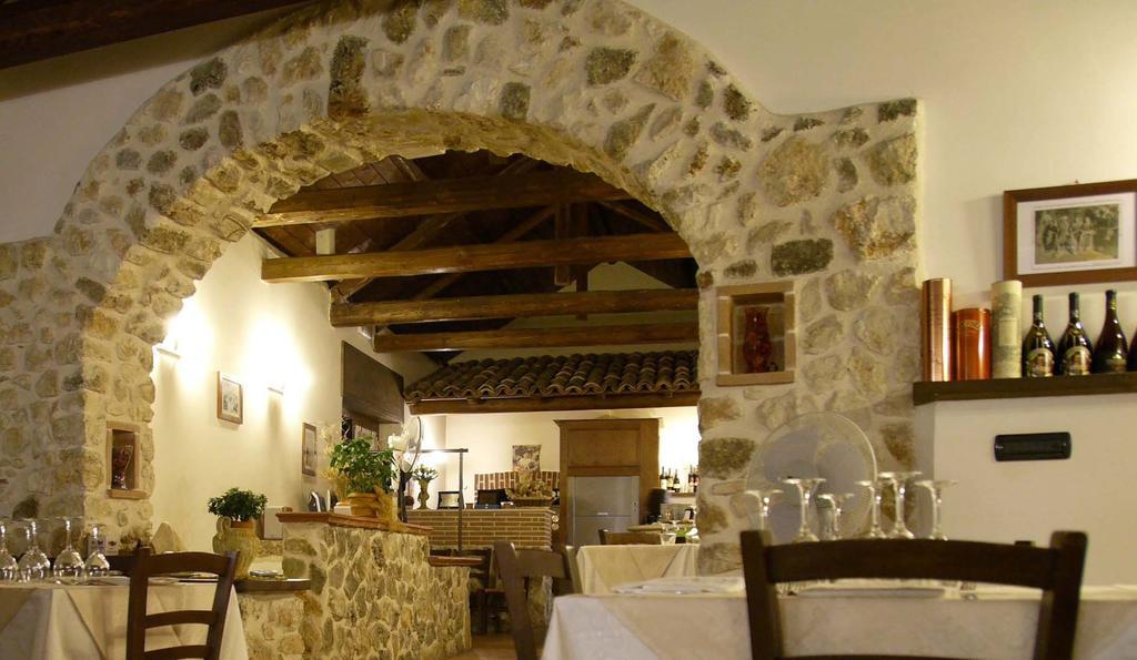 Appartamenti Il Capomandro Sant'Anatolia Bagian luar foto